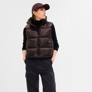 GAP Vegan Leather Relaxed Puffer Vest. Chocolate Brown. Size SMALL